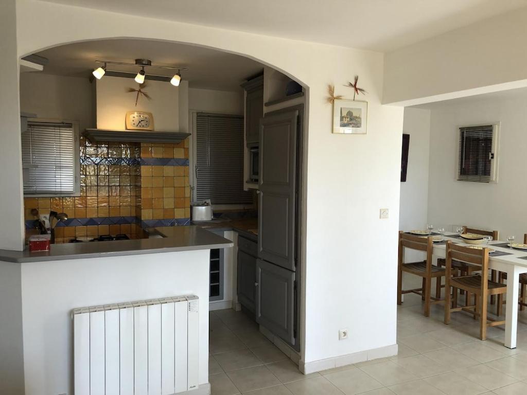 Appartement 60M2 - 2 Chambres A Une Minute Des Plages, Parking Prive 索塞莱潘 外观 照片