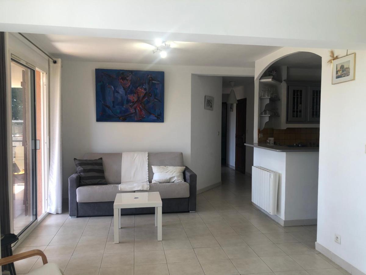 Appartement 60M2 - 2 Chambres A Une Minute Des Plages, Parking Prive 索塞莱潘 外观 照片